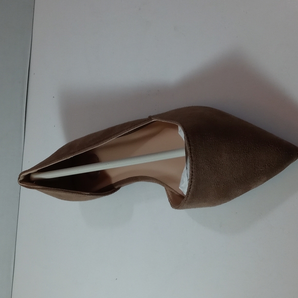 Shoes - Picture 1 of 6